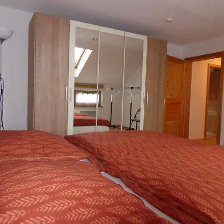 Schone Helle Ferienwohnung Apartamento Eurasburg